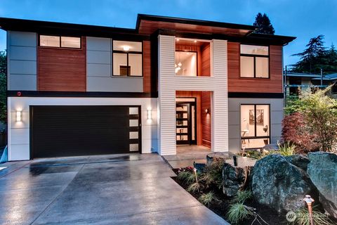 Photo of 7002 93rd Avenue SE, Mercer Island, WA 98040 (MLS # 2446621)