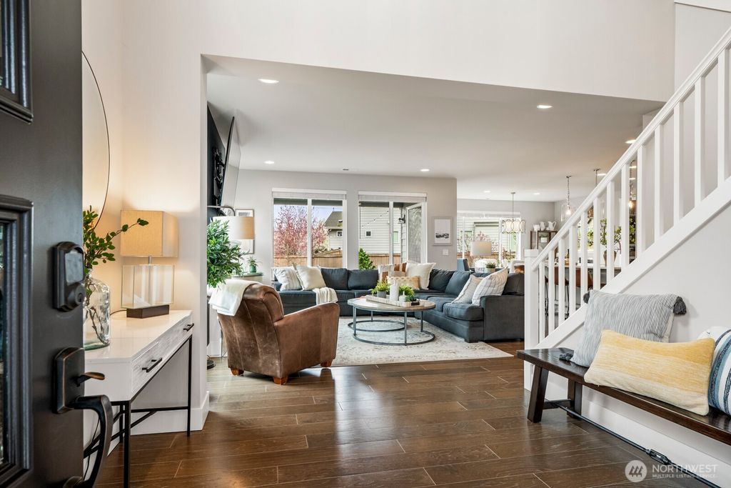Photo of 775 NE 4th Street, North Bend, WA 98045 (MLS # 2353308)