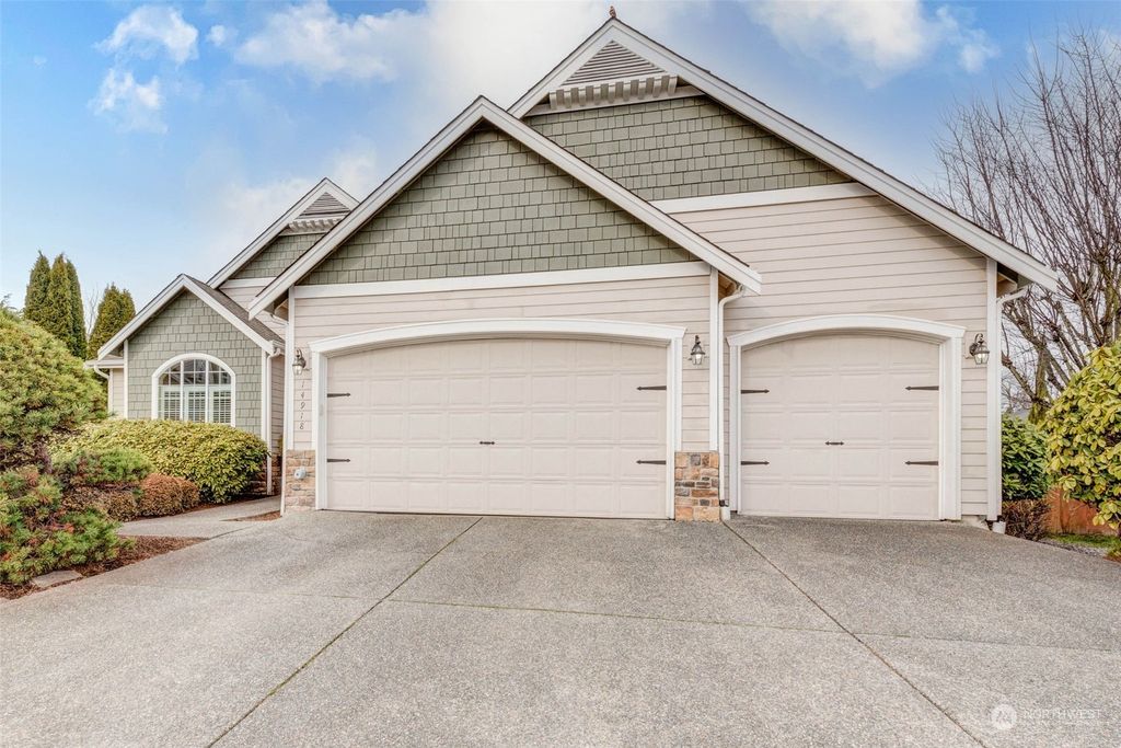 Photo of 14918 80th Drive SE, Snohomish, WA 98296 (MLS # 2029392)