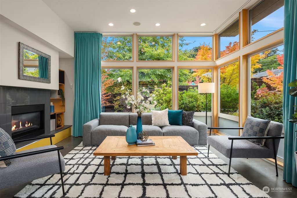 Photo of 2822 E Olive Street, Seattle, WA 98122 (MLS # 2166346)