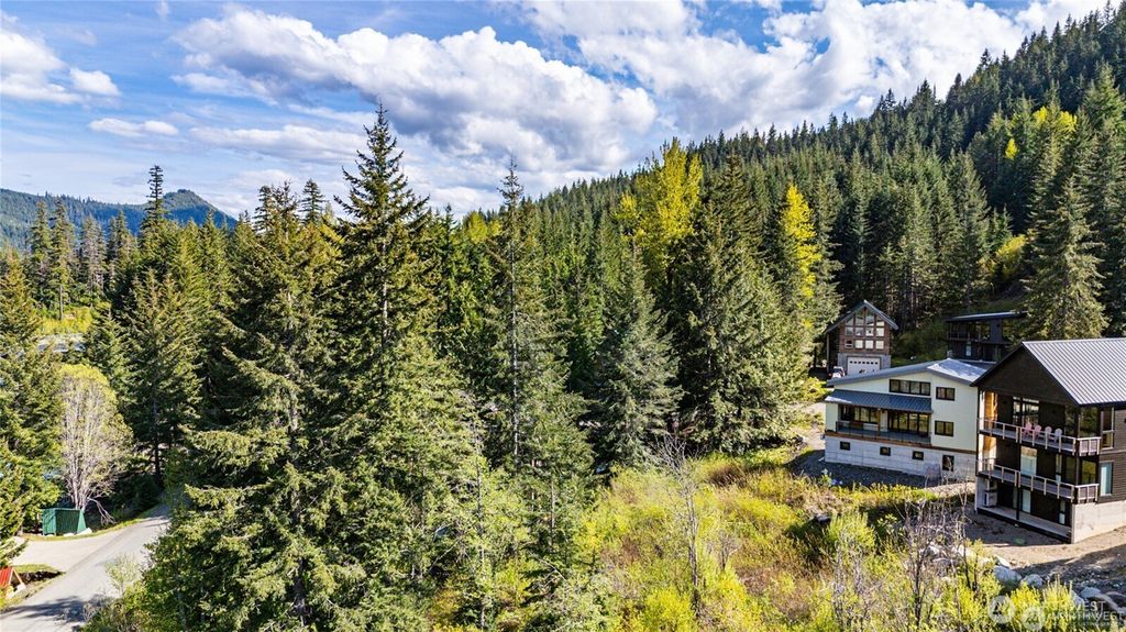 Photo of 50 Lot Rampart Drive, Snoqualmie Pass, WA 98068 (MLS # 2428943)