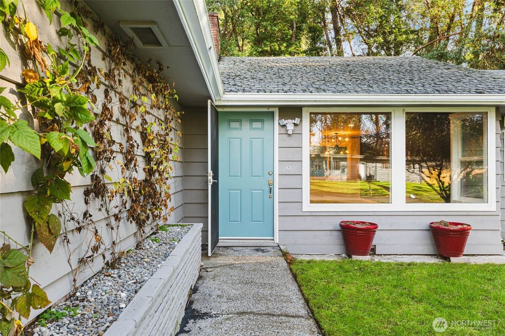 Photo of 8811 Carol Avenue S, Lakewood, WA 98499 (MLS # 2468423)