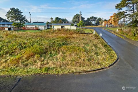 4769 Seaview Way Moclips WA 98562