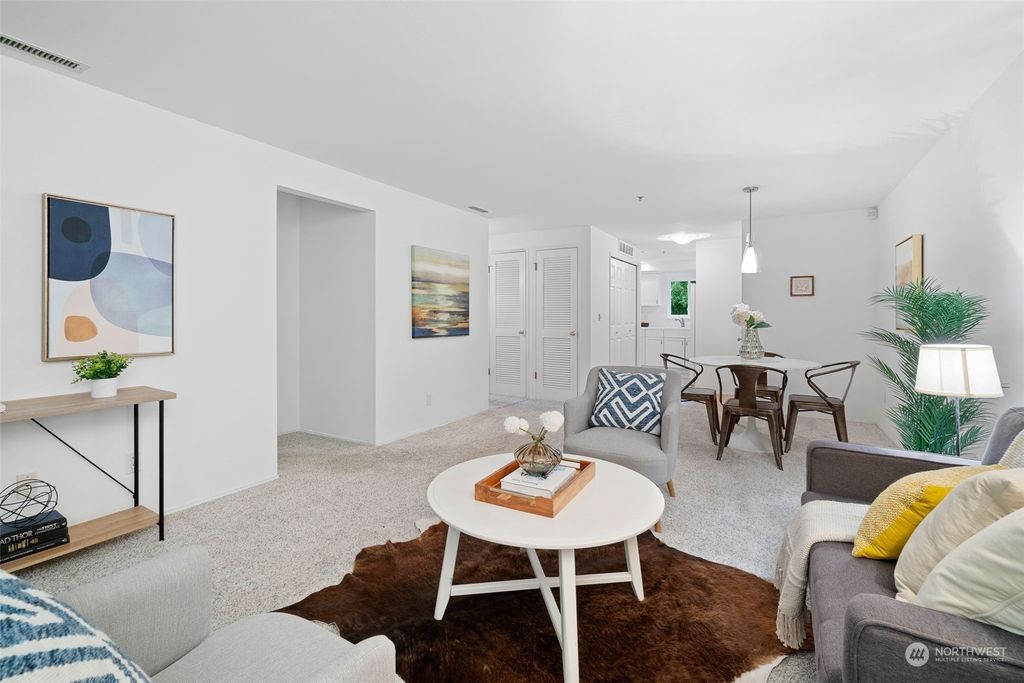 Photo of 250 NW Dogwood Street #D304, Issaquah, WA 98027 (MLS # 2156055)