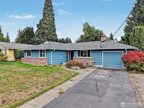 Photo of 1310 24th Street SE, Auburn, WA 98002 (MLS # 2582696)