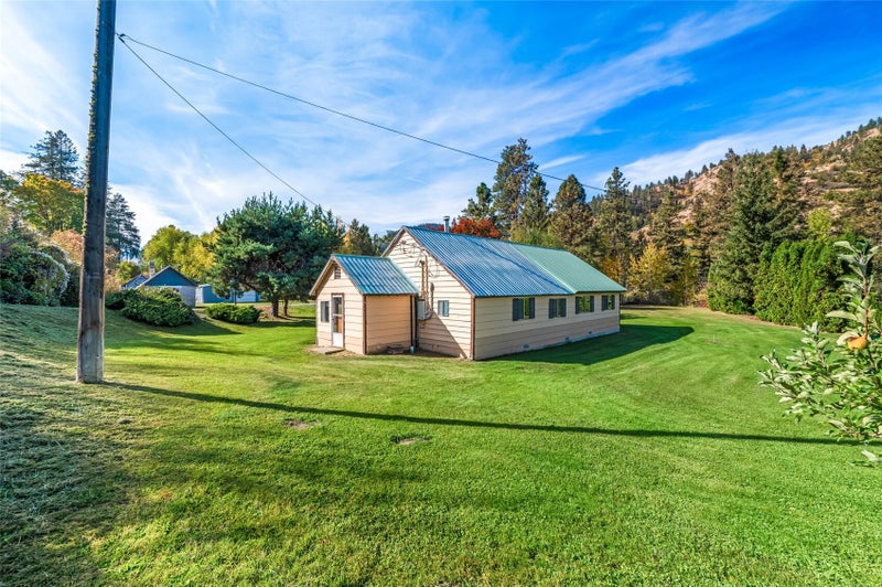 7220 US Highway 97