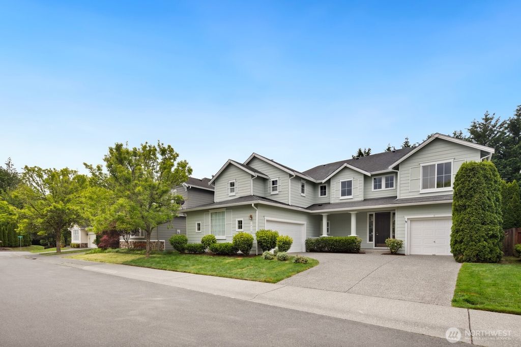 Photo of 1417 241st Place SE, Sammamish, WA 98075 (MLS # 2377404)