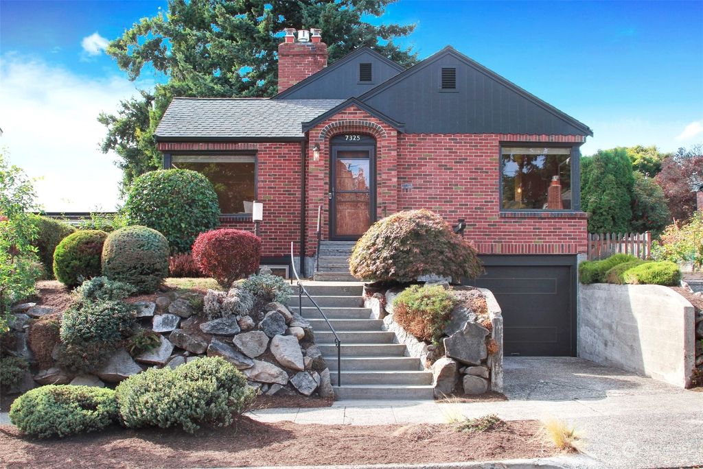 Photo of 7325 9th Avenue NW, Seattle, WA 98117 (MLS # 2163803)