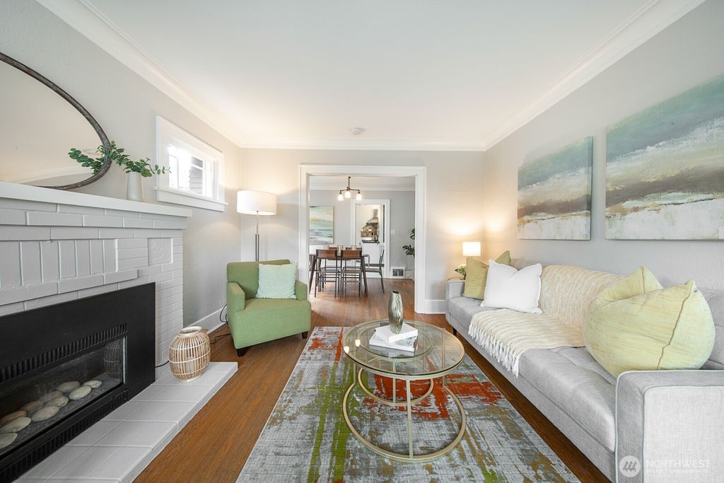 Photo of 3211 35th Avenue S, Seattle, WA 98144 (MLS # 2331341)