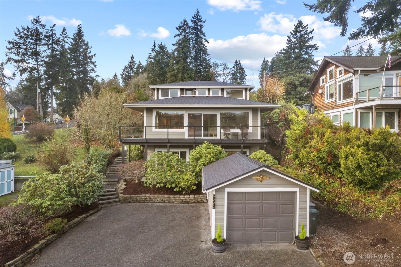 9226 Peacock Hill Ave