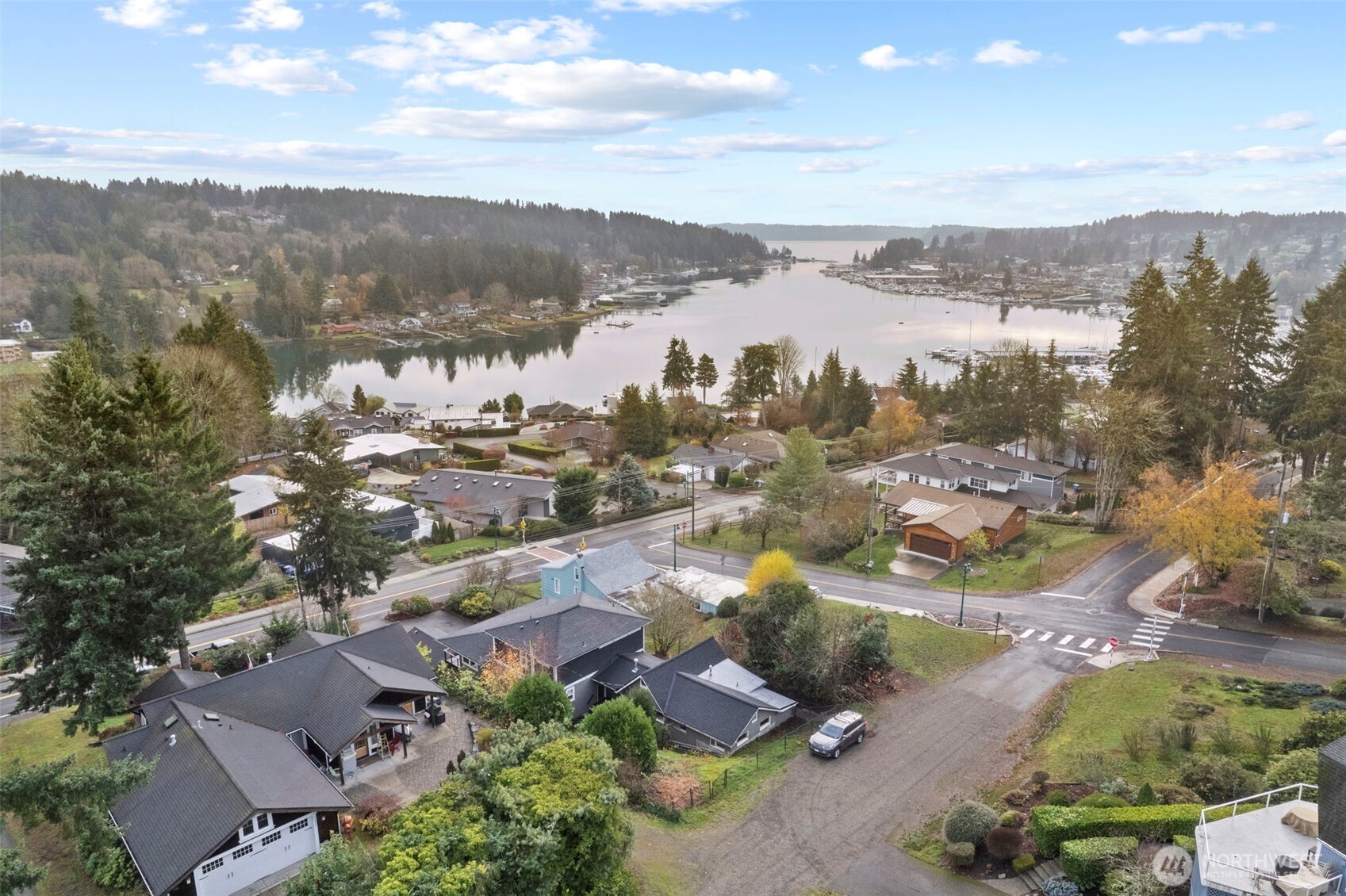 9226 Peacock Hill Ave