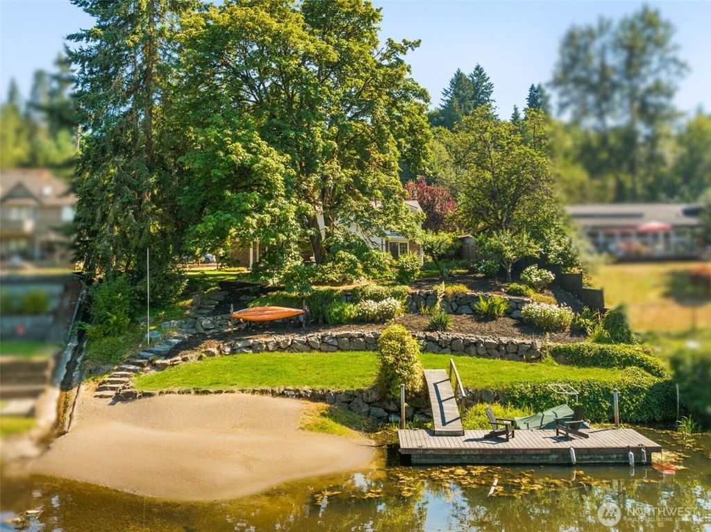 Photo of 11216 E Riverside Drive, Bothell, WA 98011 (MLS # 2423069)
