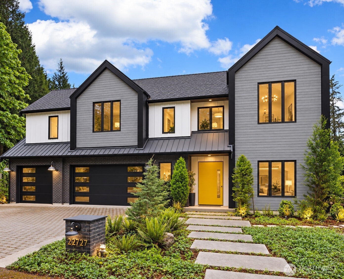 22727 NE 139th Way