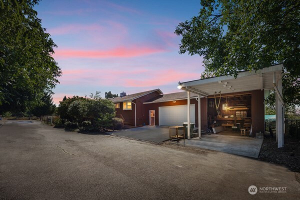 319 Willow Lane