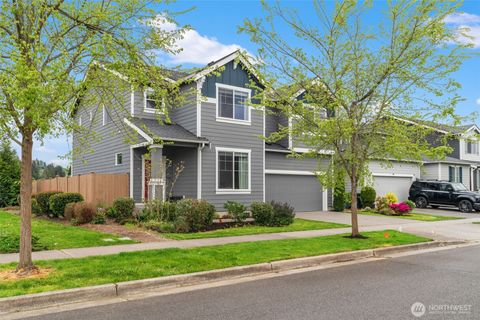 Photo of 1304 32nd Street NW, Puyallup, WA 98371 (MLS # 2515715)