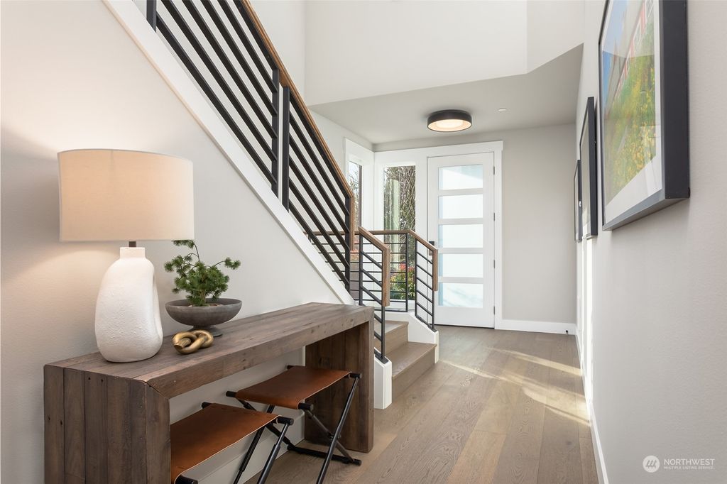 Photo of 4275 216th Place SE, Issaquah, WA 98029 (MLS # 2040262)