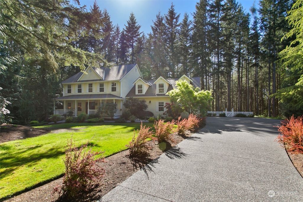 Photo of 14710 20th Drive NW, Marysville, WA 98271 (MLS # 2293648)