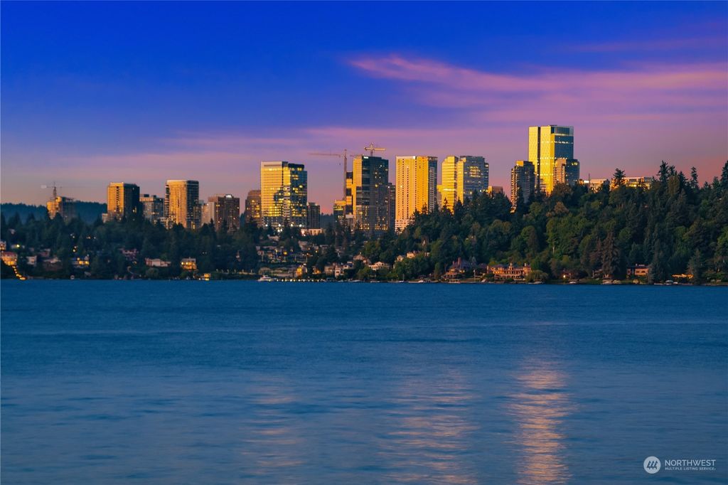 Photo of 7260 N Mercer Way, Mercer Island, WA 98040 (MLS # 2236542)
