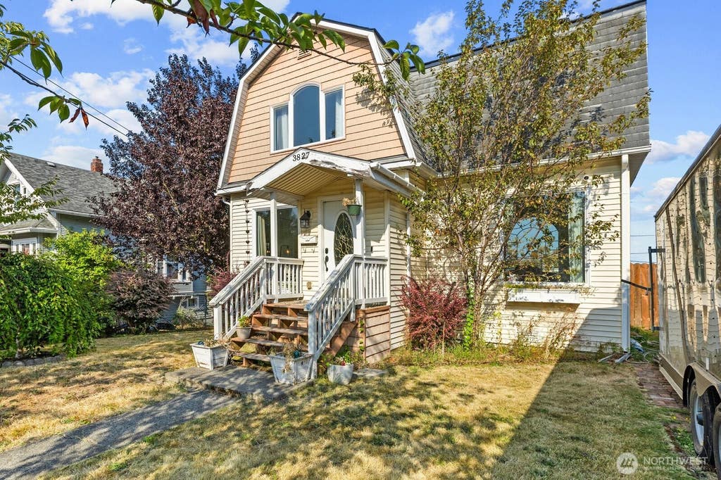 Photo of 3827 High Street, Everett, WA 98201 (MLS # 2560331)