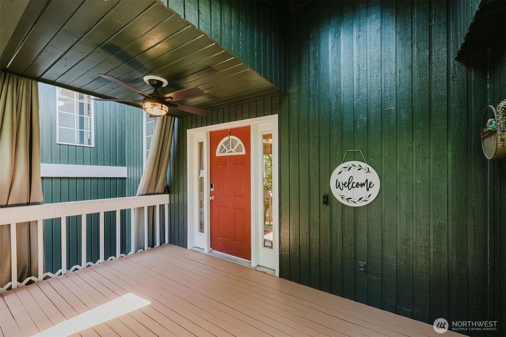 Photo of 7629 Oak Park Drive NW, Bremerton, WA 98311 (MLS # 2557192)