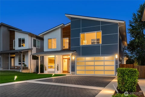 Photo of 2627 SW 100th Street, Seattle, WA 98146 (MLS # 2555759)