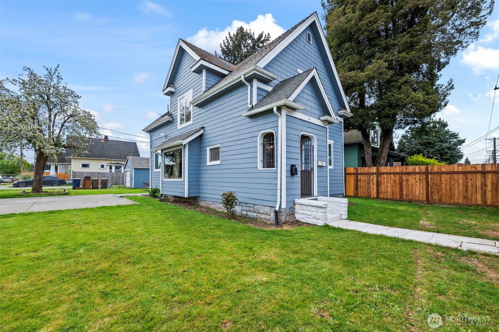 2204 S 12th Street