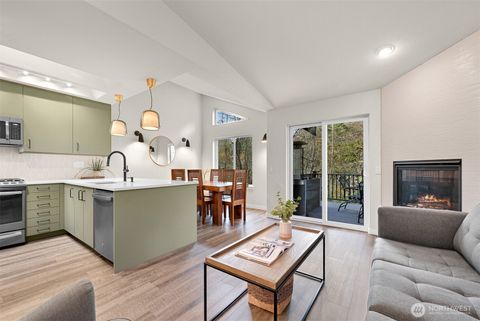 1818 Rosewood Lane Bellingham WA 98225