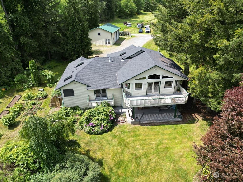 Photo of 12626 84th Street NE, Lake Stevens, WA 98258 (MLS # 2074954)
