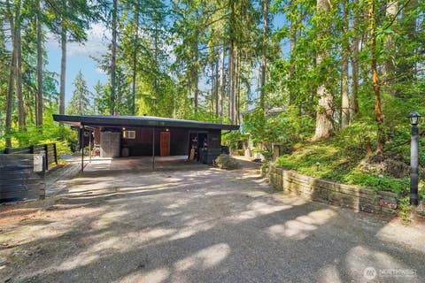 Photo of 19604 10th Avenue NE, Shoreline, WA 98155 (MLS # 2542515)