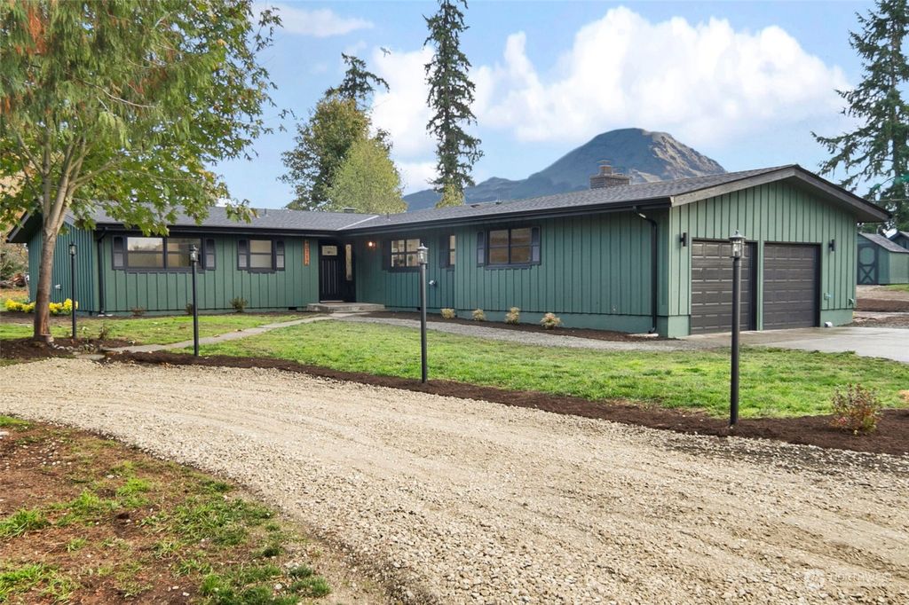 Photo of 40712 236th Avenue SE, Enumclaw, WA 98022 (MLS # 2176971)