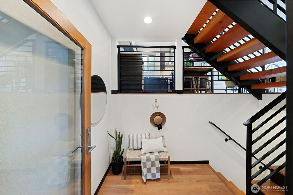 Photo of 1815 24th Ave Ave, Seattle, WA 98122 (MLS # 2369225)