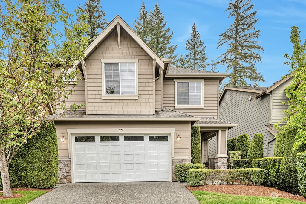 Photo of 370 218th Place SE, Sammamish, WA 98074 (MLS # 2262231)