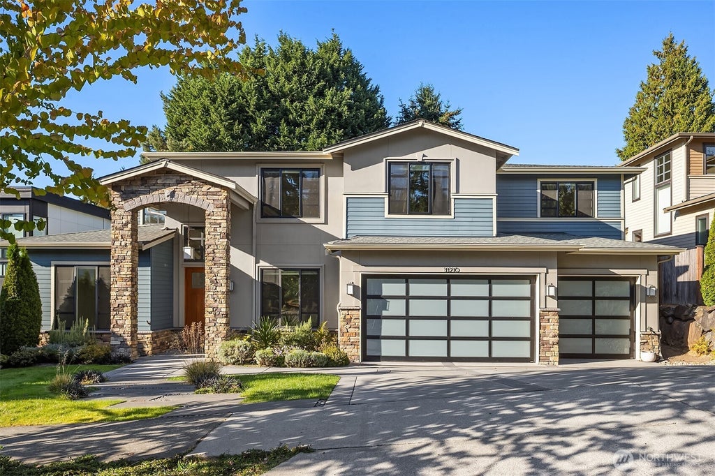 Photo of 11210 NE 60th Street, Kirkland, WA 98033 (MLS # 2584620)