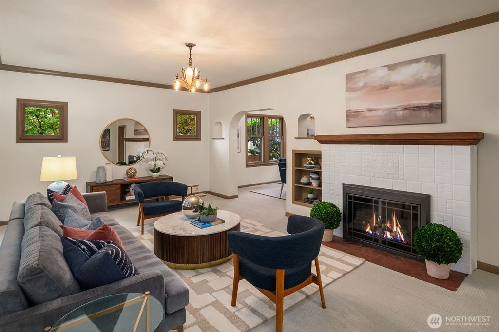 Photo of 115 NE 64th Street, Seattle, WA 98115 (MLS # 2433470)
