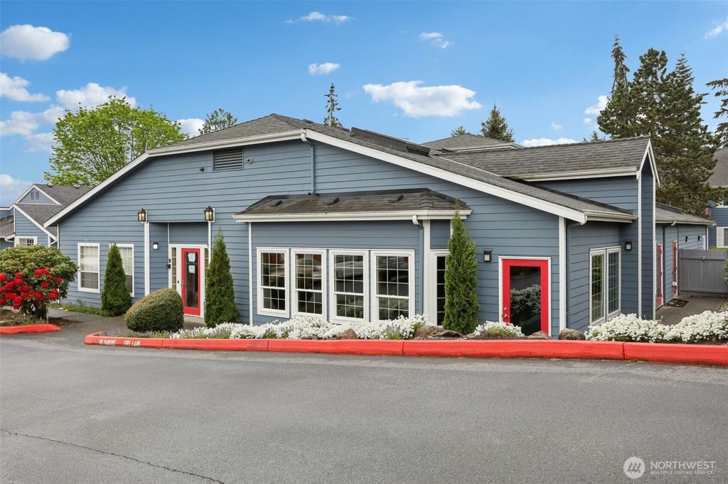 Photo of 16817 Larch Way #B202, Lynnwood, WA 98037 (MLS # 2365452)