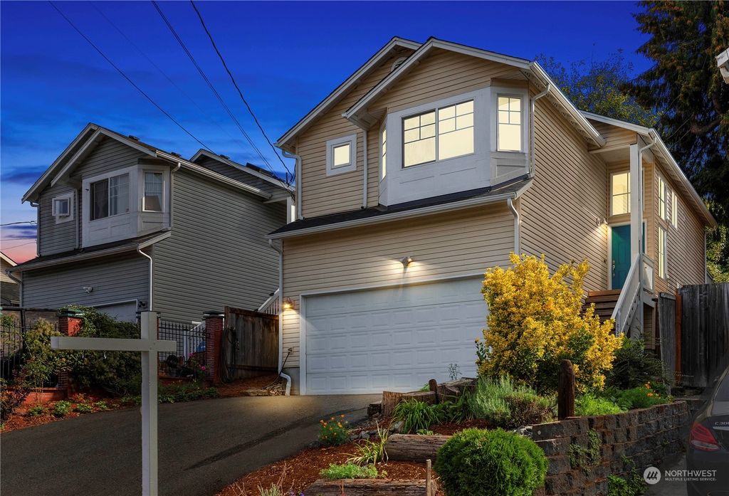 Photo of 6534 23rd Avenue SW, Seattle, WA 98106 (MLS # 1955850)