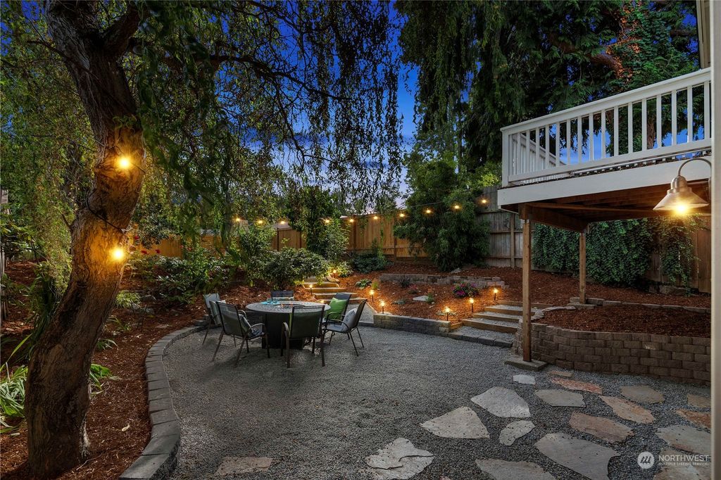 Photo of 6534 23rd Avenue SW, Seattle, WA 98106 (MLS # 1955850)