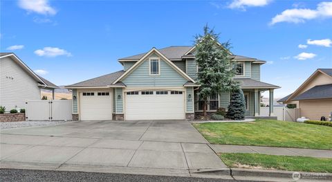 Photo of 3517 Dianna Way, Wenatchee, WA 98801 (MLS # 2418735) Photo of 3517 Dianna Way, Wenatchee, WA 98801 (MLS # 2418735)