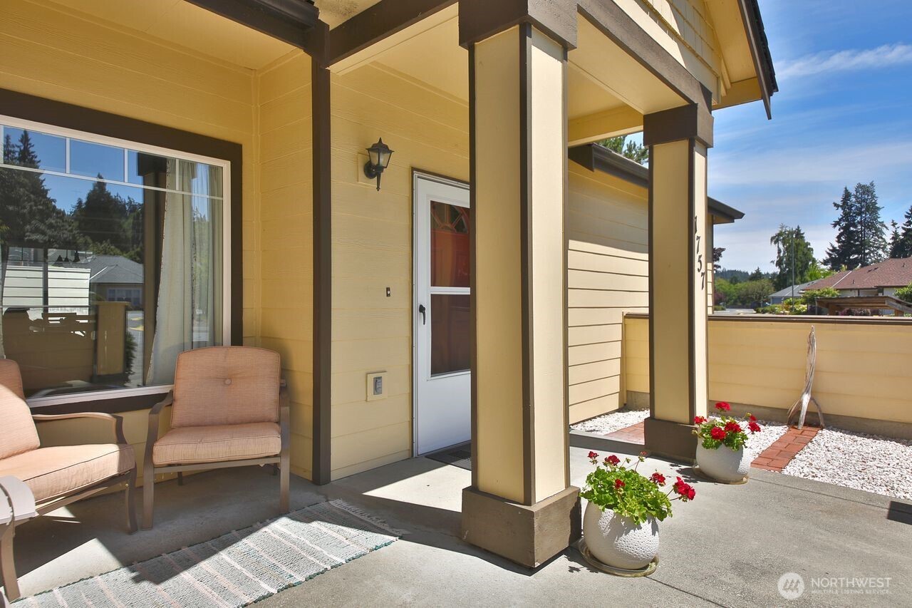1757 Compass Boulevard 7