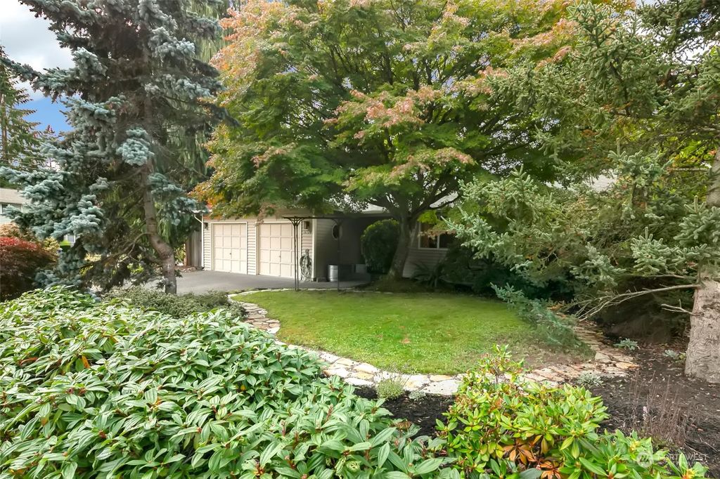 Photo of 16728 26th Avenue SE, Bothell, WA 98012 (MLS # 2303175)