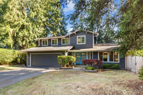 Photo of 1812 SW 214th Street, Lynnwood, WA 98036 (MLS # 2541373)