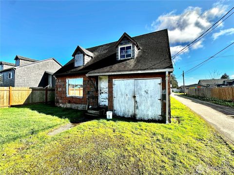 162 N Jeffries Aberdeen WA 98520