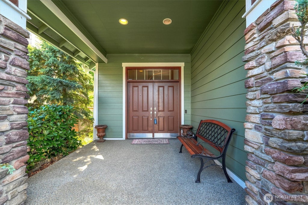 Photo of 16433 SE 166th TER TER, Renton, WA 98058 (MLS # 2553782)