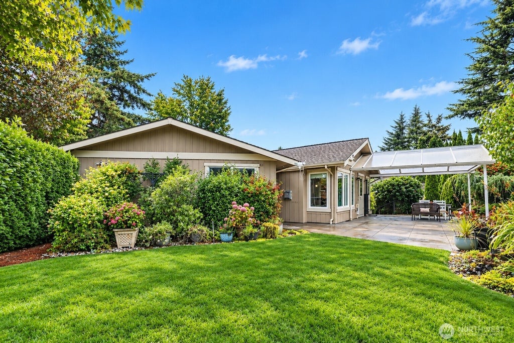 Photo of 1216 88th Place NE, Clyde Hill, WA 98004 (MLS # 2579343)