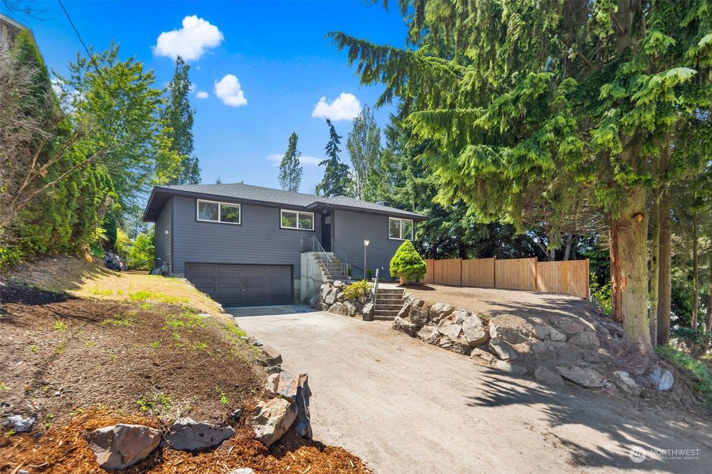 Photo of 115 NE 161st Street, Shoreline, WA 98155 (MLS # 2135552)