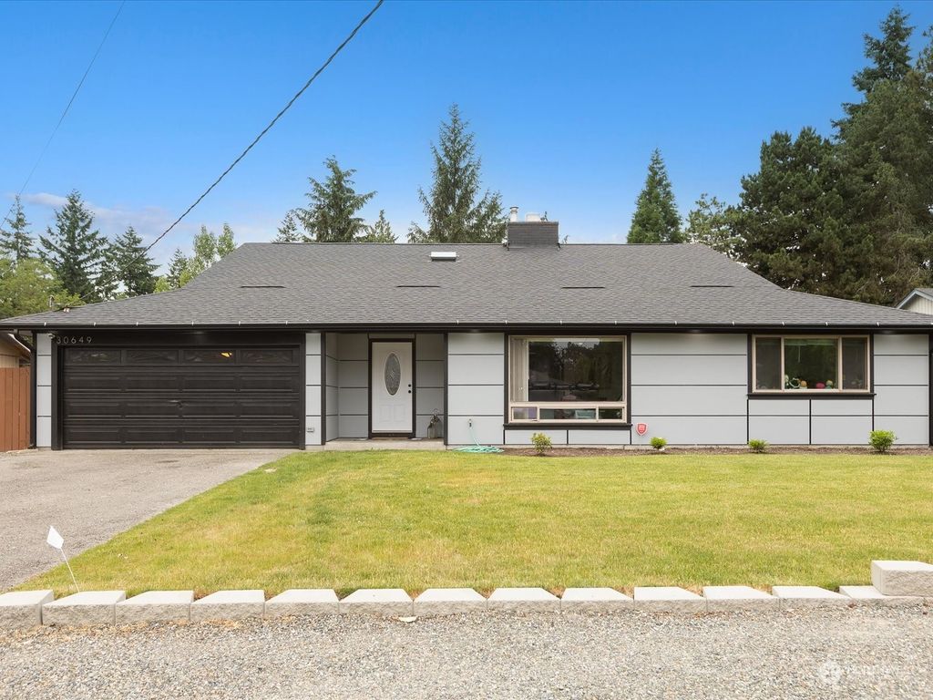 Photo of 30649 11th Avenue S, Federal Way, WA 98003 (MLS # 2127941)