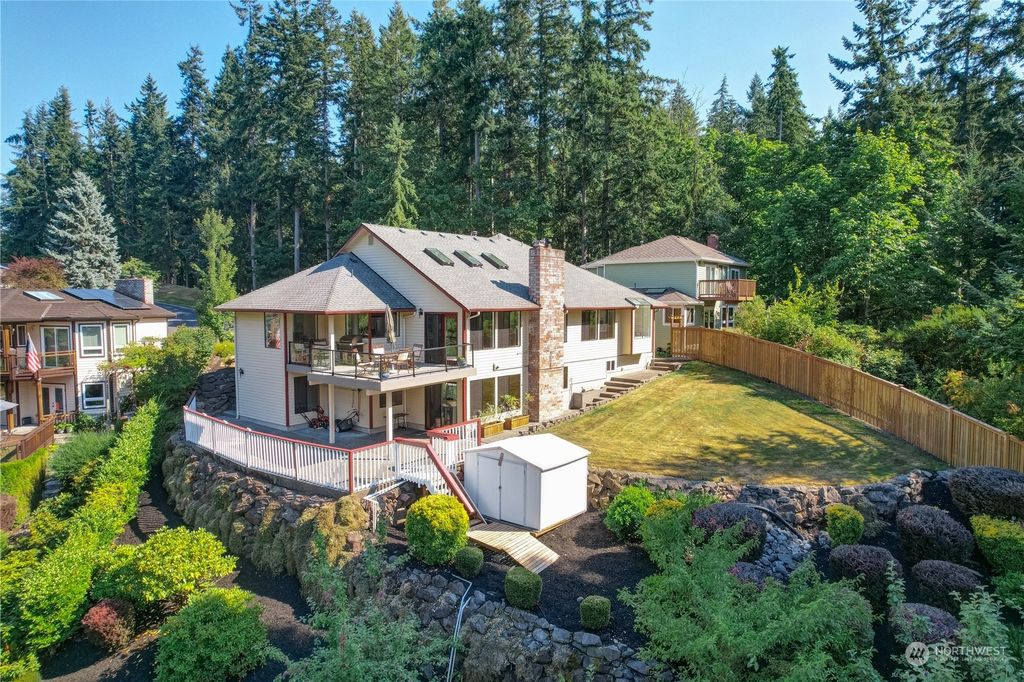Photo of 5911 112th Place SW, Mukilteo, WA 98275 (MLS # 2150630)