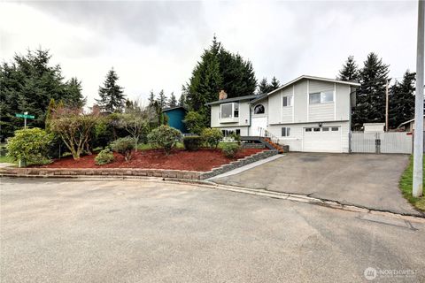 Photo of 22426 3rd Place W, Bothell, WA 98021 (MLS # 2499184)