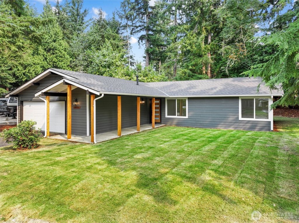 Photo of 3022 254th Avenue SE, Sammamish, WA 98075 (MLS # 2426342)