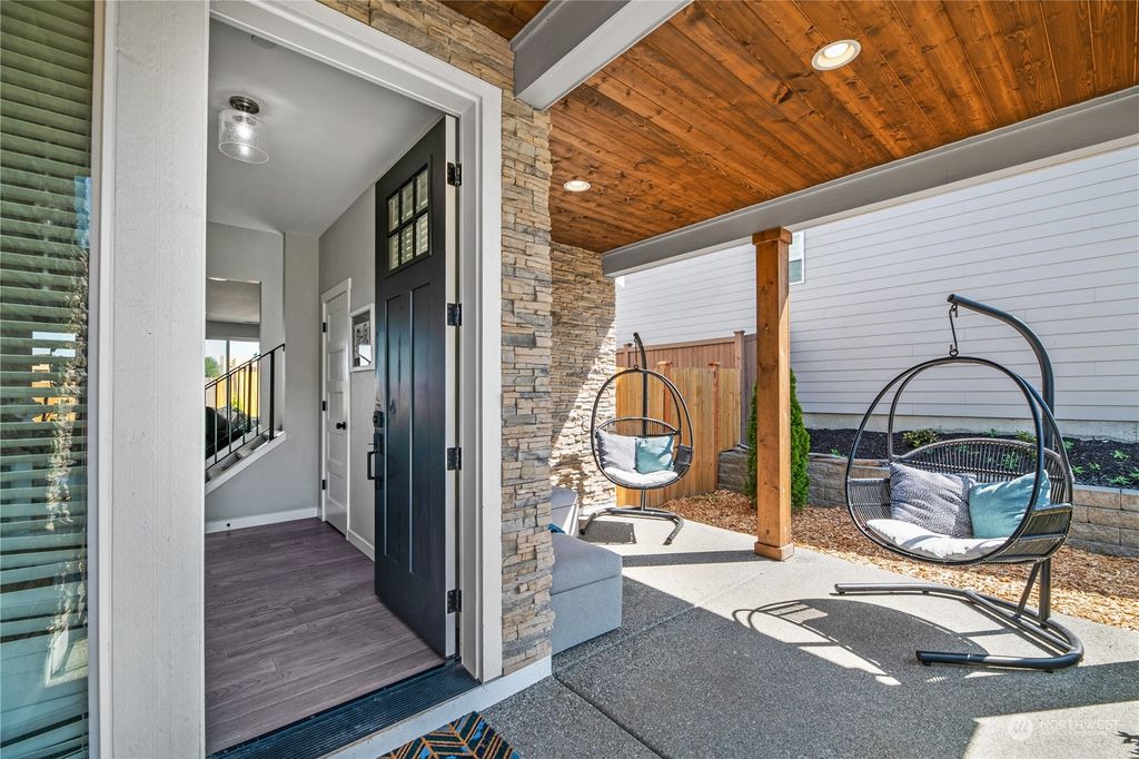 Photo of 6031 41st Street NE, Marysville, WA 98270 (MLS # 2077074)